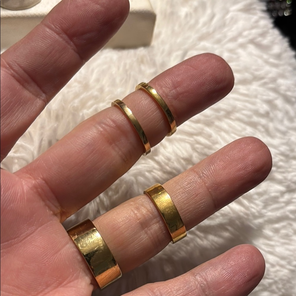 Express Gold and Rhinestone Ring Set - Picture 2 of 2